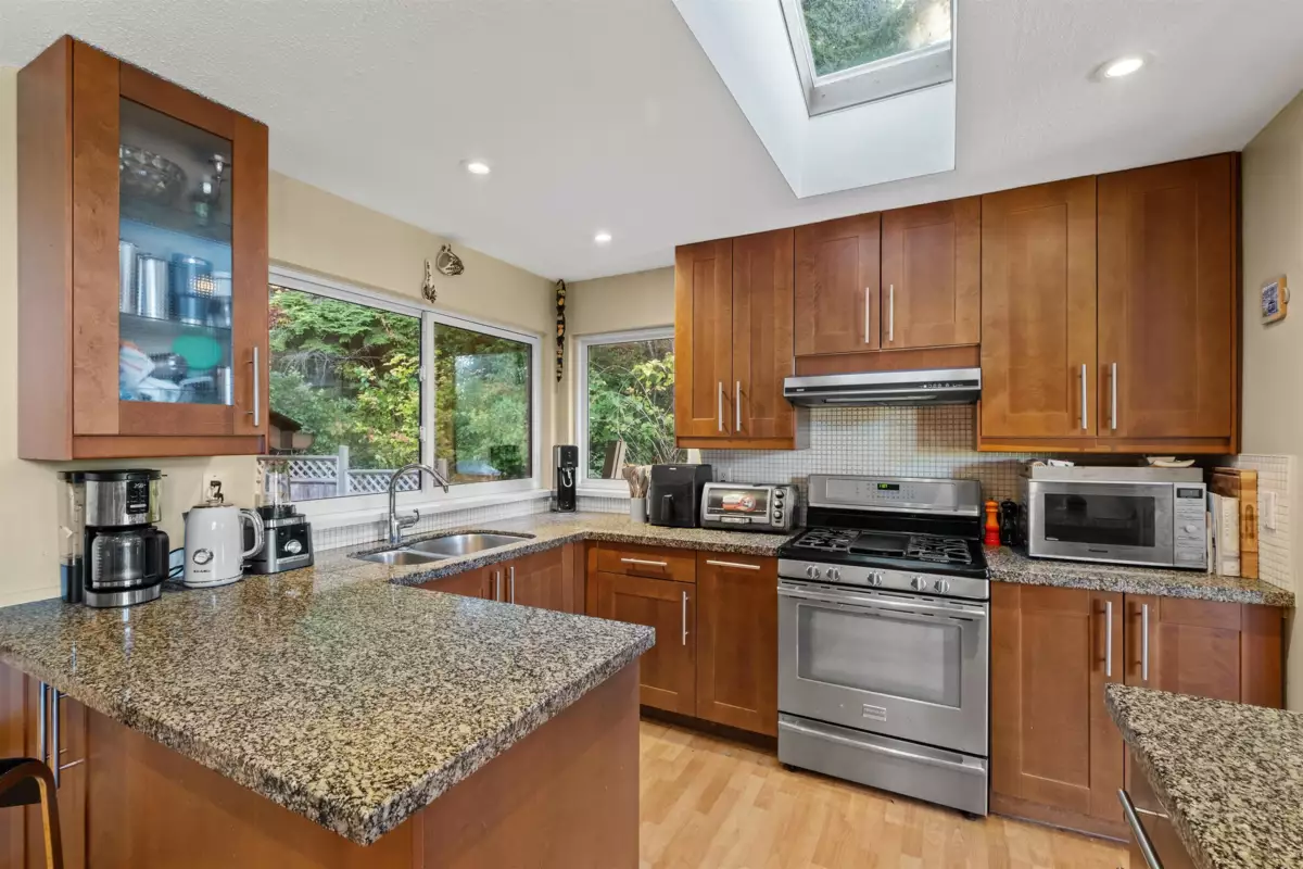 Family Room Photo of 311 April Road, Port Moody, BC