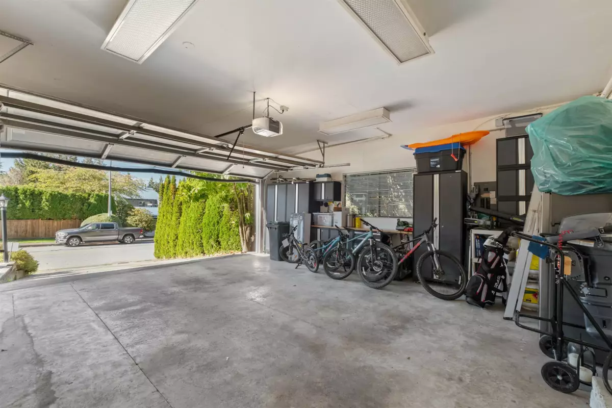 Mudroom Photo of 311 April Road, Port Moody, BC