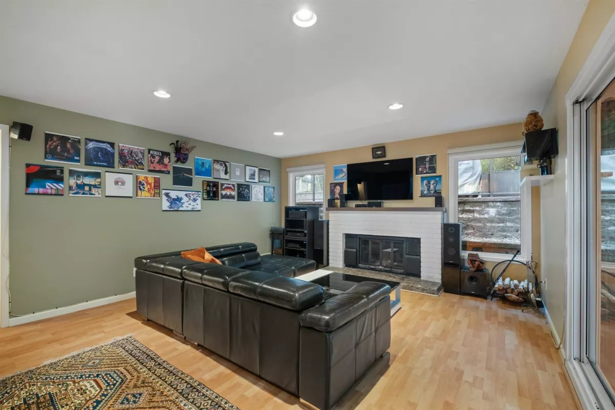 Walk-In Closet Photo of 311 April Road, Port Moody, BC