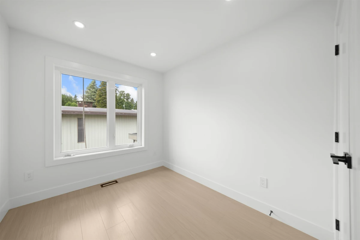 Basement Recreation Room Photo of 2 314 Nelson Street, Coquitlam, BC