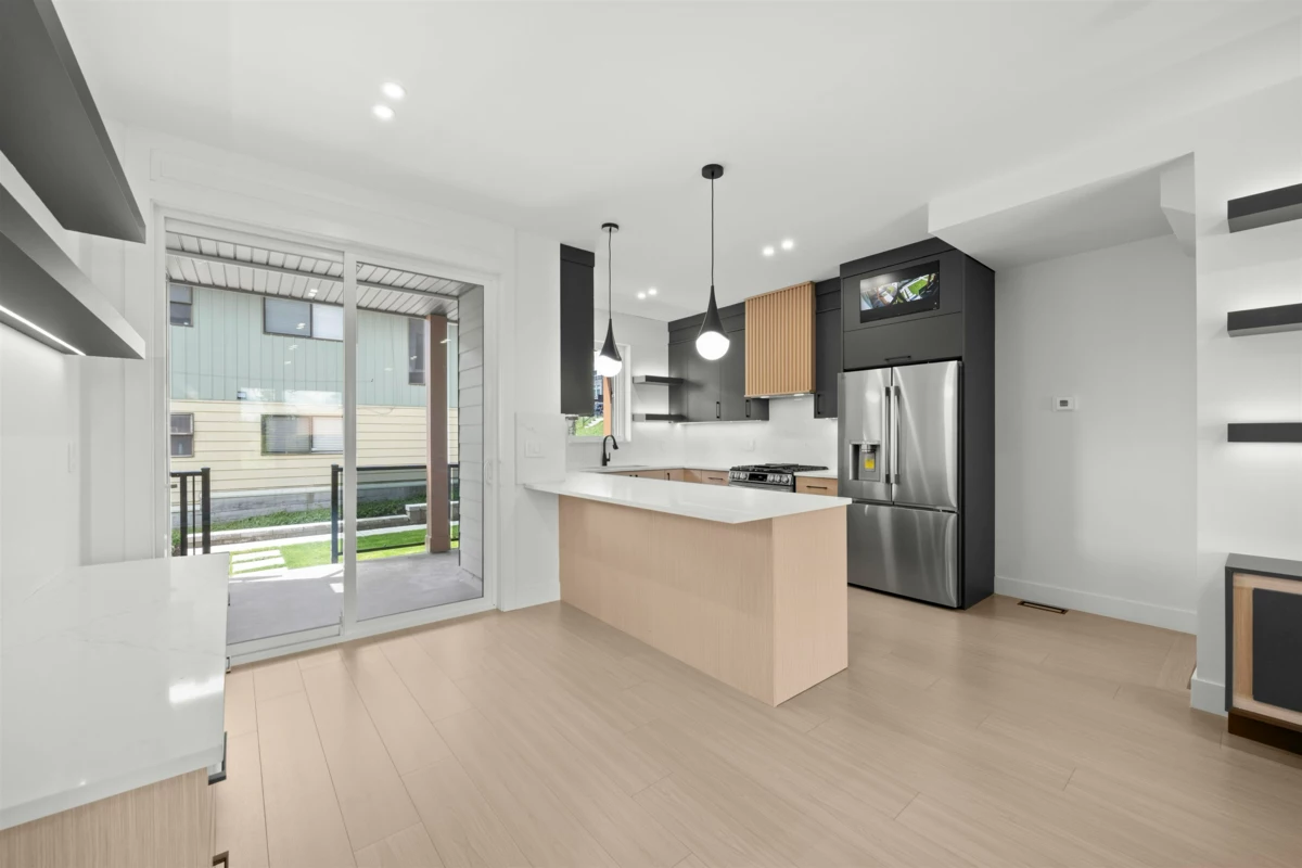 Breakfast Nook Photo of 2 314 Nelson Street, Coquitlam, BC