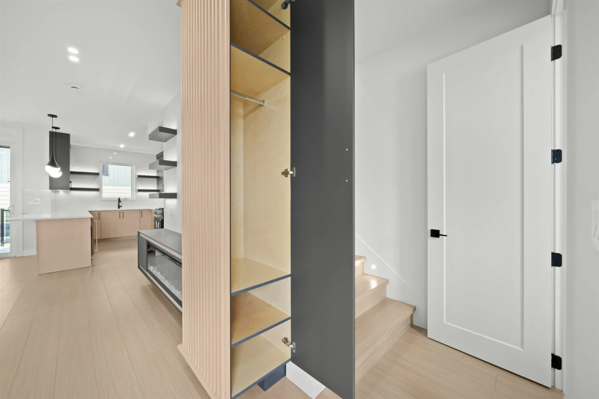 Kitchen Photo of 2 314 Nelson Street, Coquitlam, BC