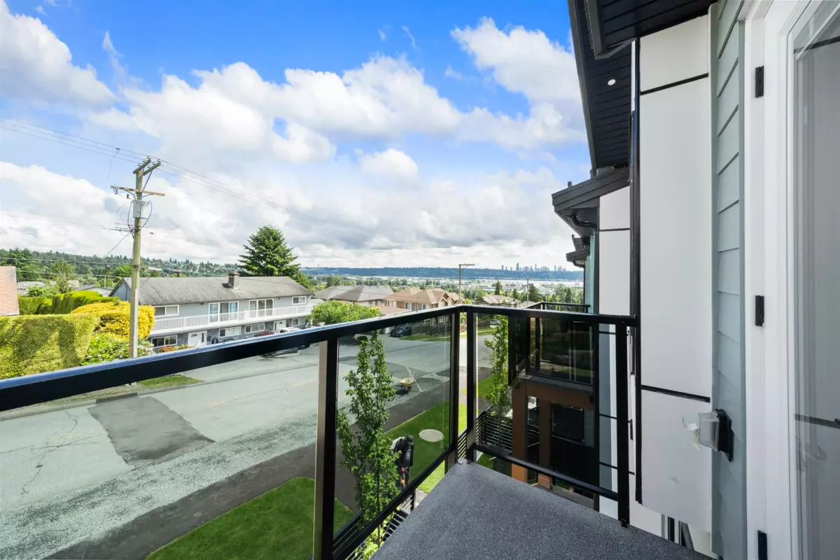Loft / Bonus Room Photo of 2 314 Nelson Street, Coquitlam, BC