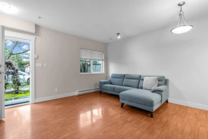 1 8400 Cook Road, Richmond, BC, Richmond — Apartment/Condo for sale