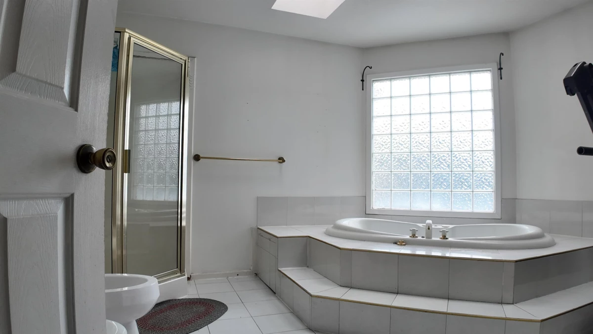 Bedroom 2 Photo of 8222 144 Street, Surrey, BC