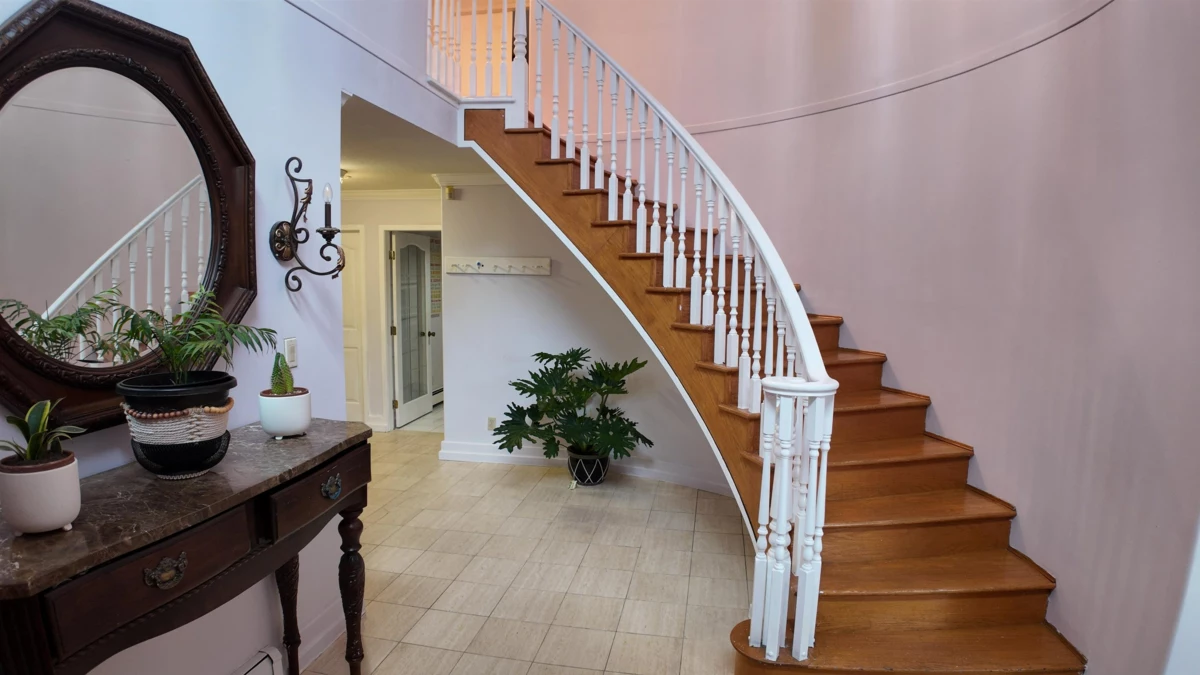 Living Room Photo of 8222 144 Street, Surrey, BC