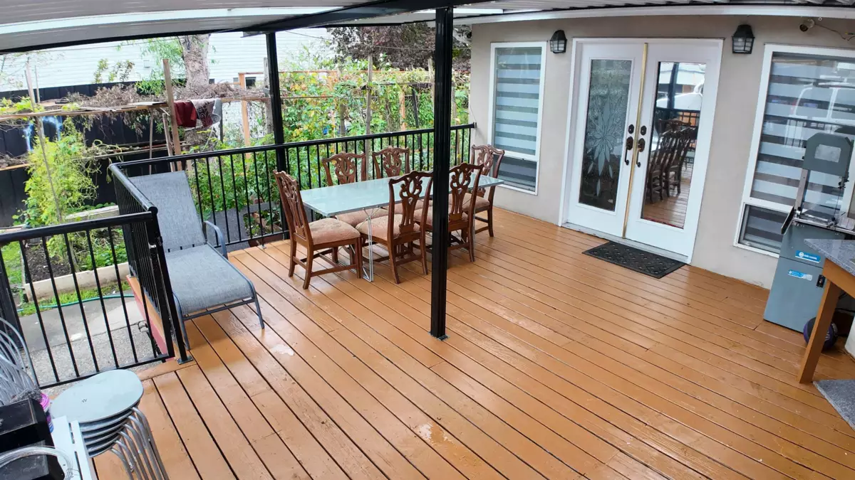Mudroom Photo of 8222 144 Street, Surrey, BC