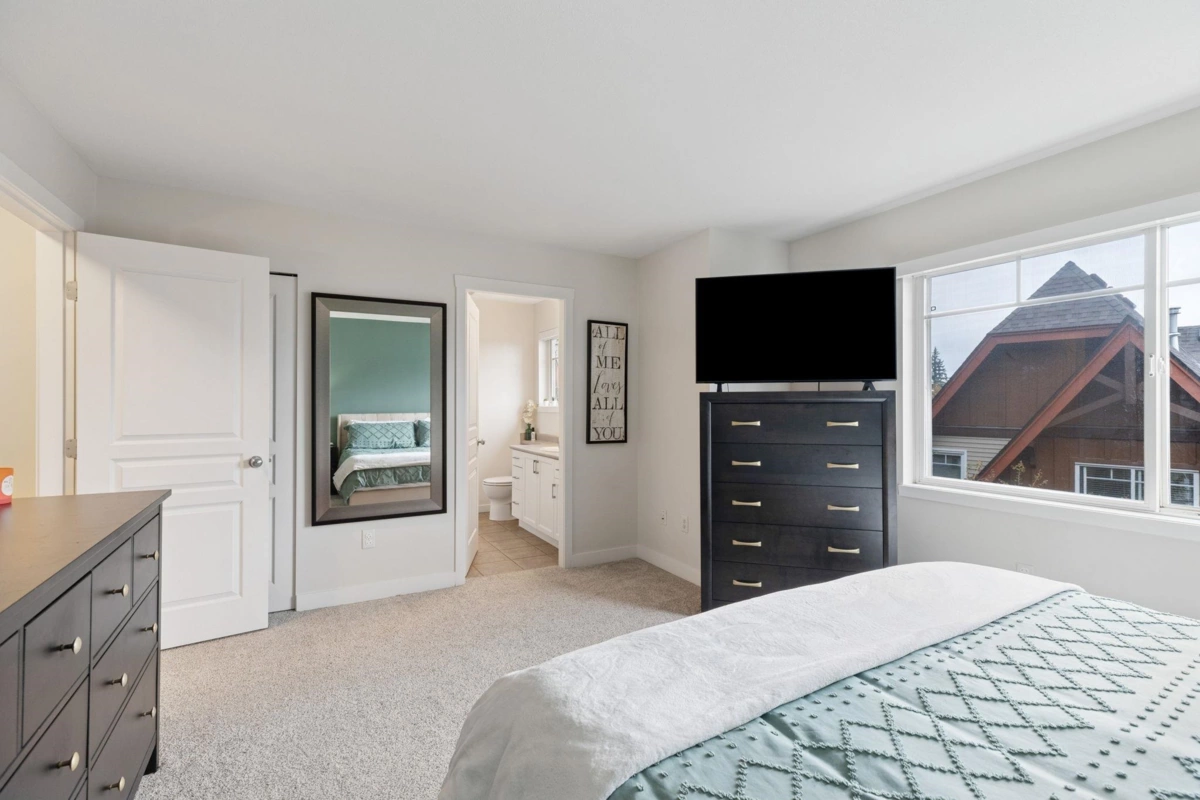 Basement Recreation Room Photo of 139 2000 Panorama Drive, Port Moody, BC