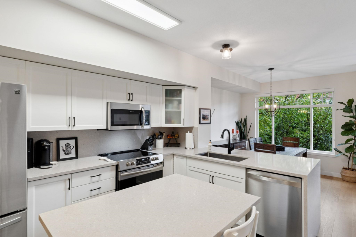 Bedroom 4 Photo of 139 2000 Panorama Drive, Port Moody, BC