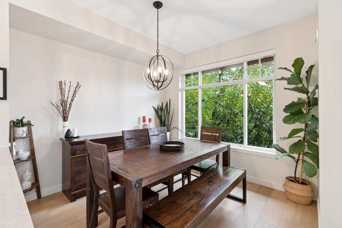 Primary Bathroom Photo of 139 2000 Panorama Drive, Port Moody, BC