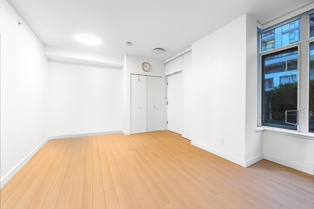 Dining Area Photo of 1 3111 Corvette Way, Richmond, BC