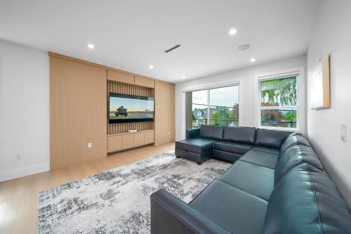 Dining Area Photo of 7820 Stanley Street, Burnaby, BC
