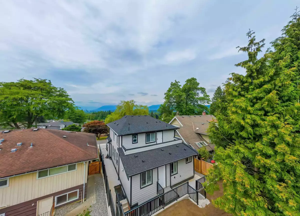 Front Yard Photo of 7820 Stanley Street, Burnaby, BC