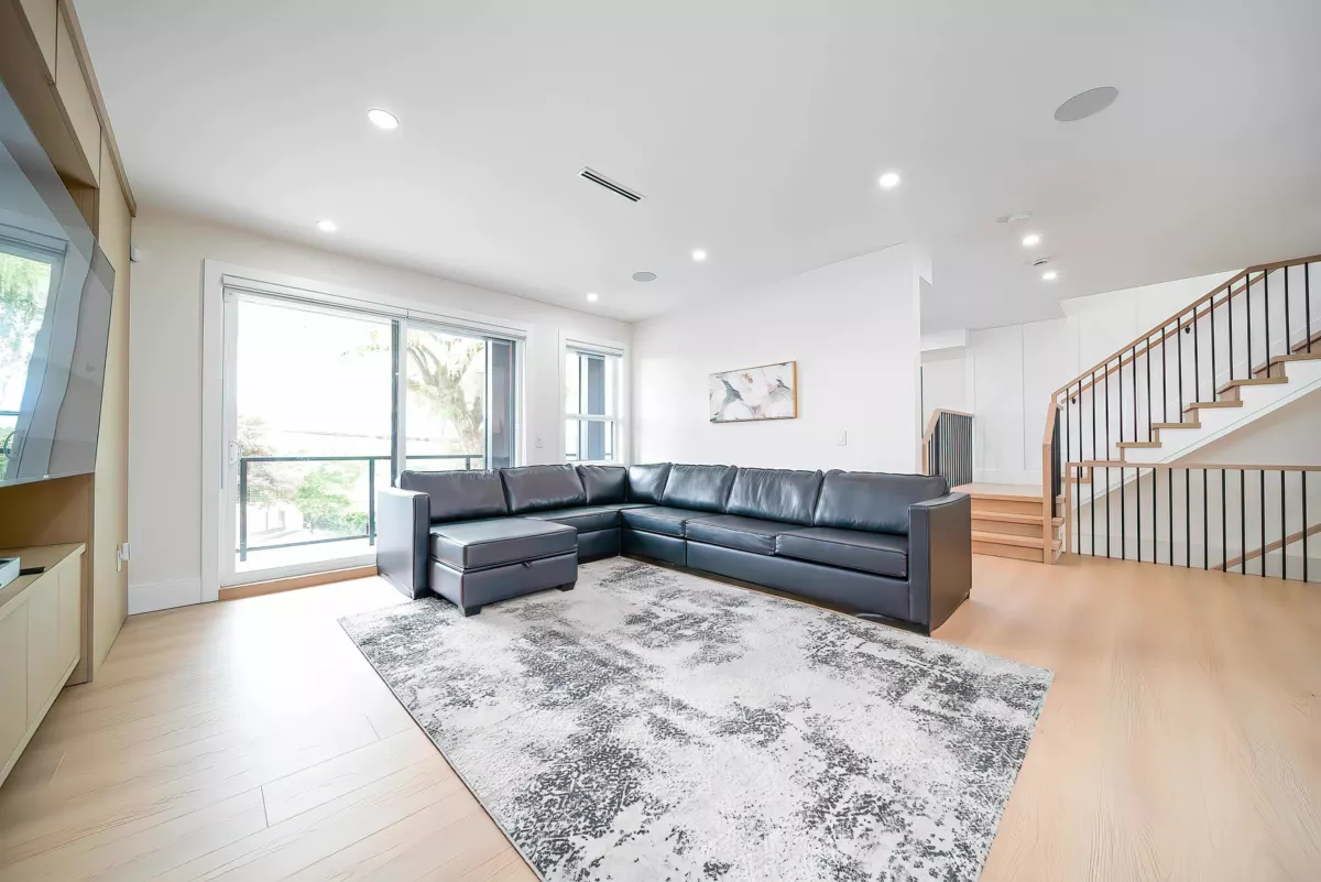 Kitchen Island Photo of 7820 Stanley Street, Burnaby, BC