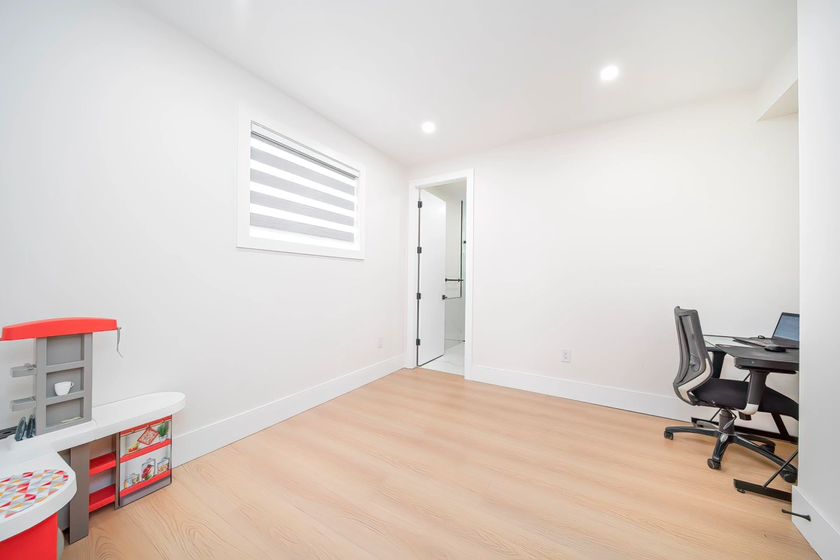 Office / Den Photo of 7820 Stanley Street, Burnaby, BC