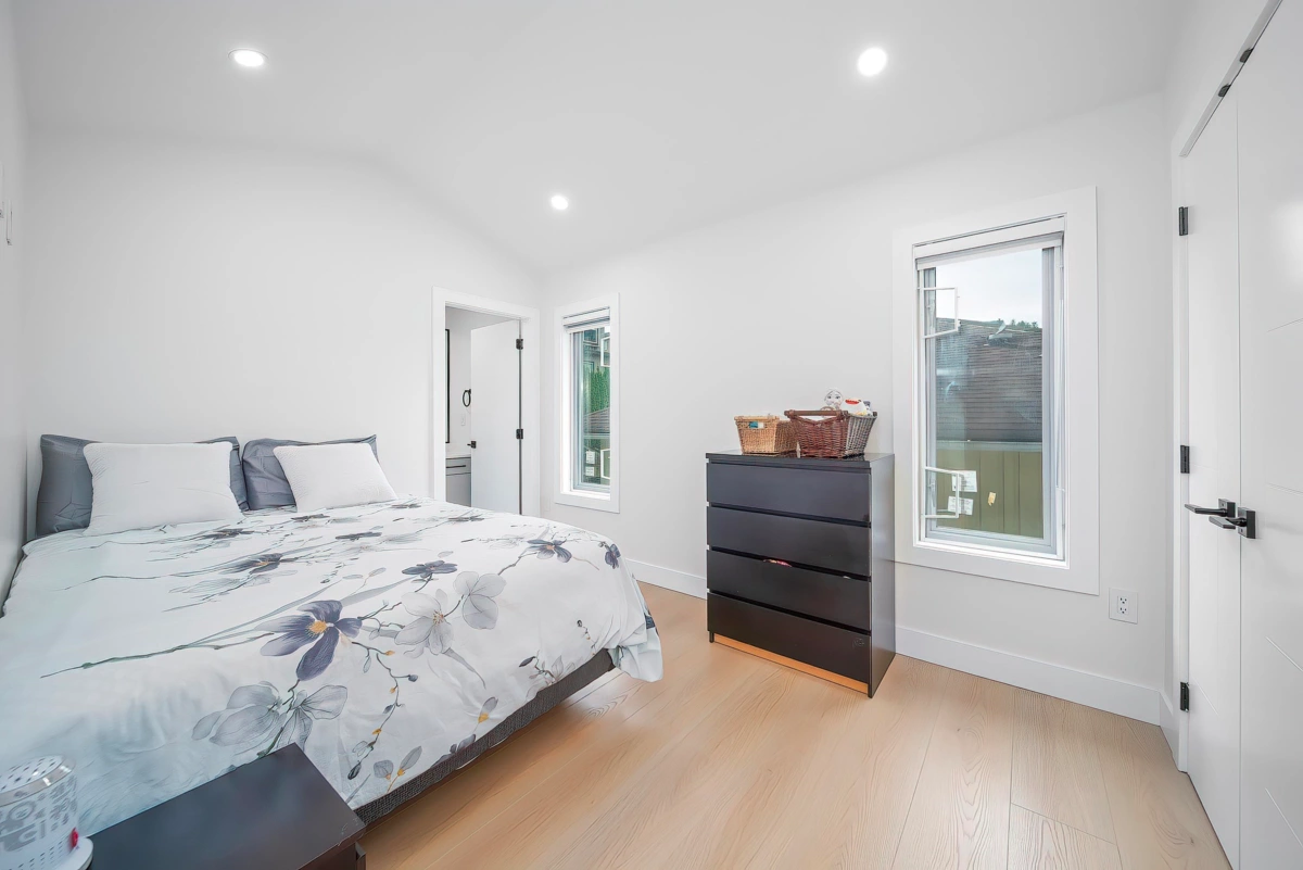 Powder Room Photo of 7820 Stanley Street, Burnaby, BC