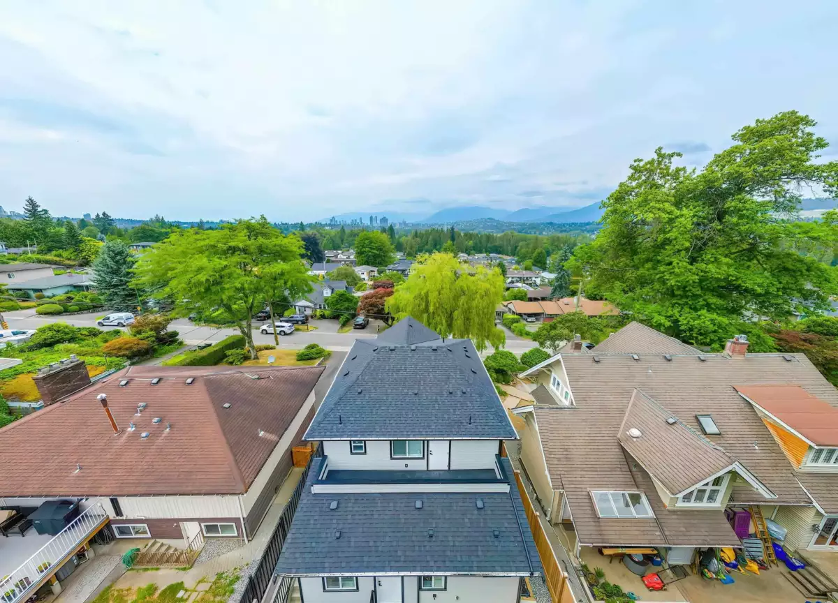 Swimming Pool Photo of 7820 Stanley Street, Burnaby, BC