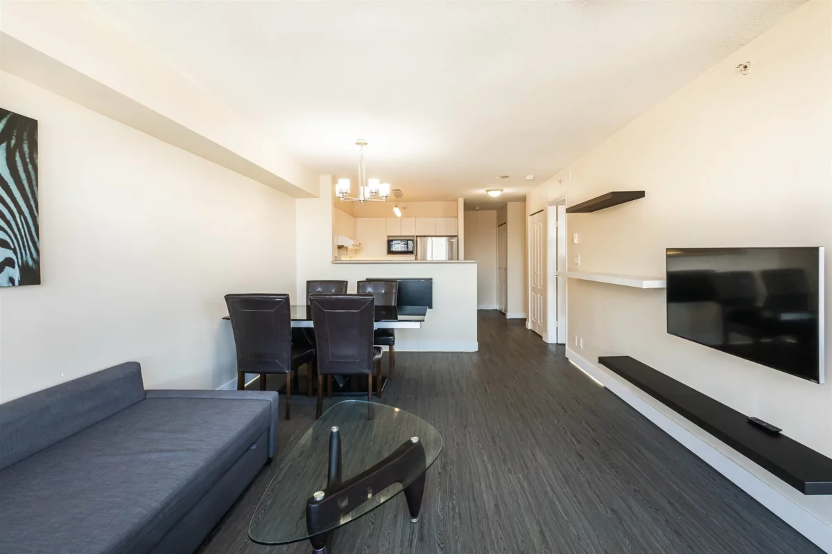Kitchen Photo of 908 8297 Saba Road, Richmond, BC
