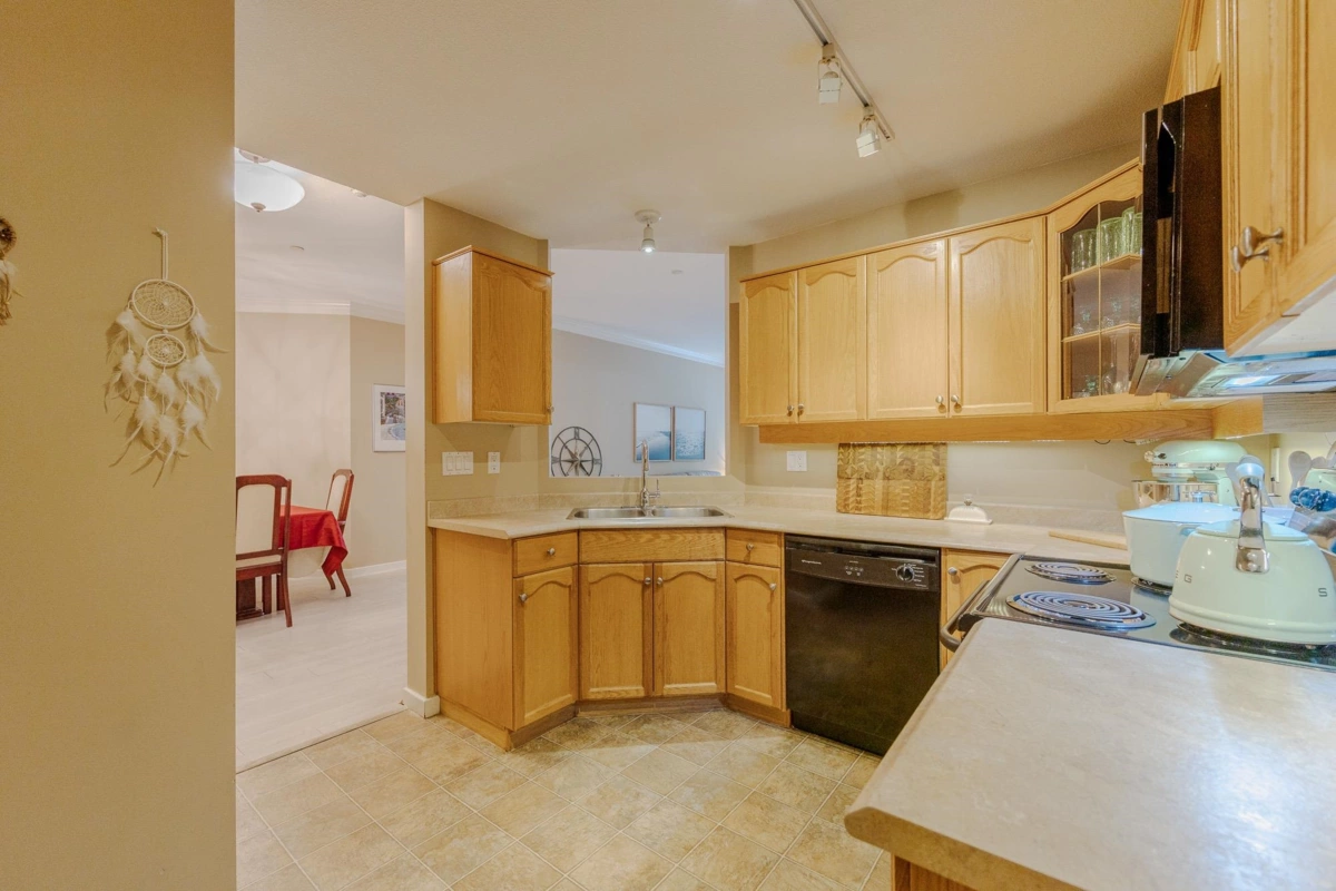 Primary Bedroom Photo of 111 12464 191b Street, Pitt Meadows, BC