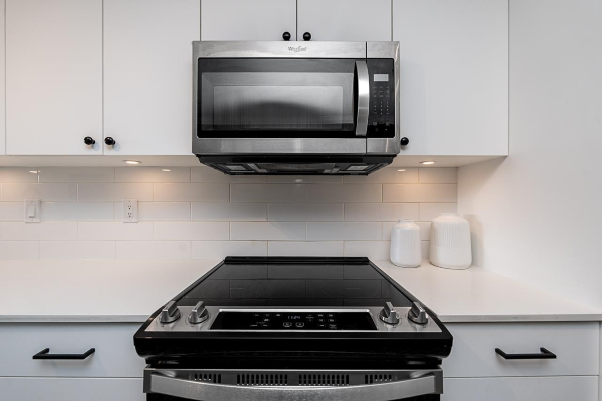 Primary Bathroom Photo of 1258 Jefferson Avenue, West Vancouver, BC