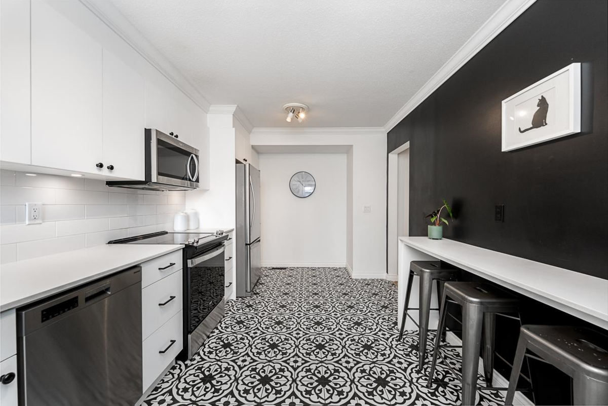 Primary Bedroom Photo of 1258 Jefferson Avenue, West Vancouver, BC