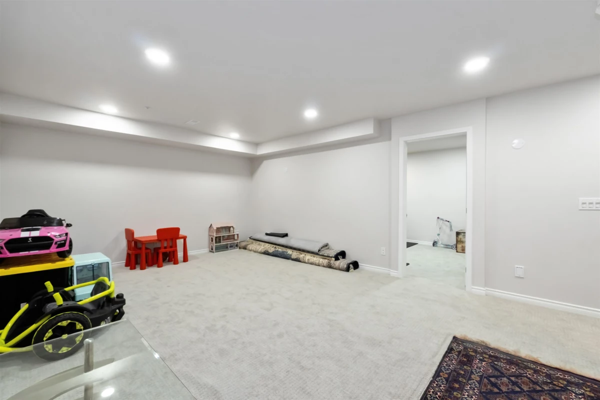 Backyard Photo of 43 16655 64 Avenue, Surrey, BC