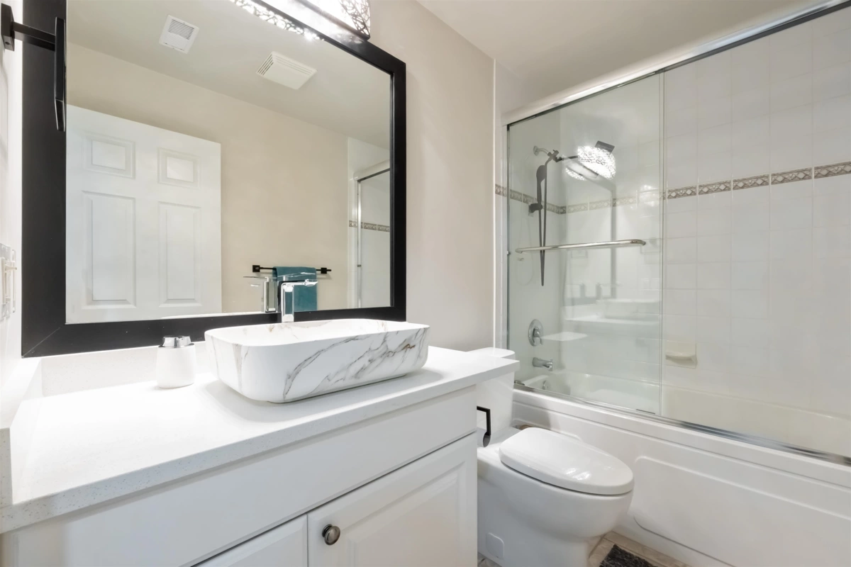 Front Yard Photo of 43 16655 64 Avenue, Surrey, BC