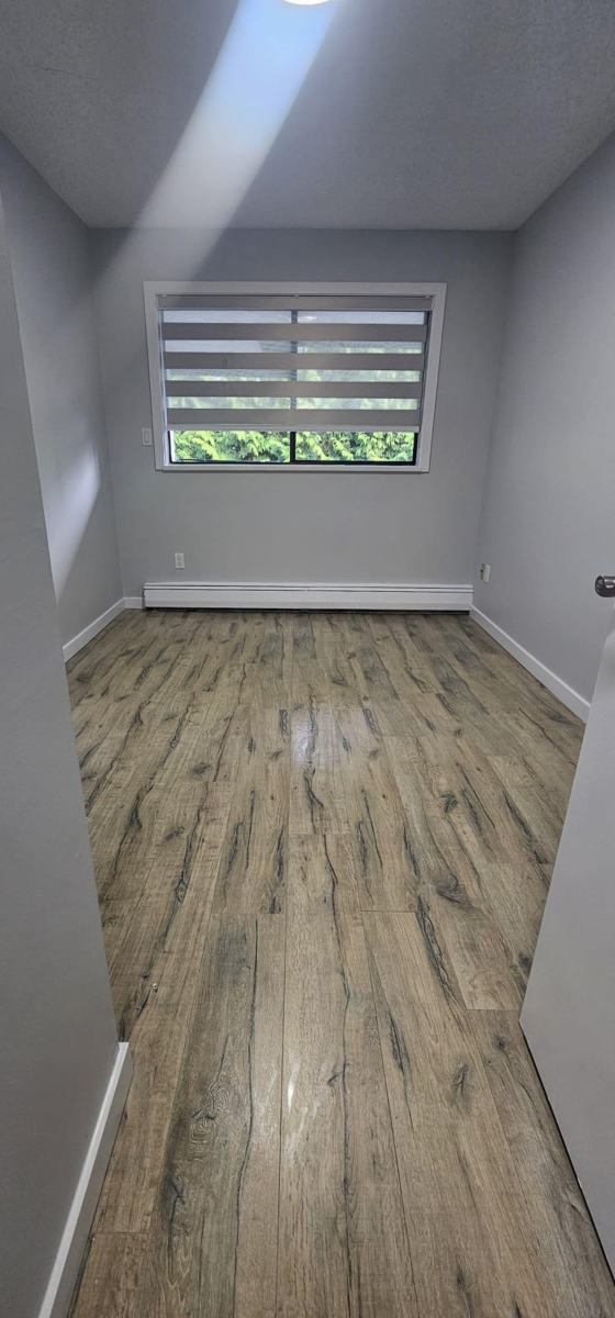 Primary Bathroom Photo of 308 1561 Vidal Street, White Rock, BC