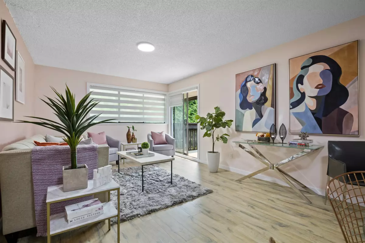 Primary Bedroom Photo of 308 1561 Vidal Street, White Rock, BC