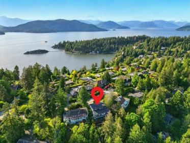 6230 Summit Avenue, West Vancouver, BC, West Vancouver — Single Family Residence for sale
