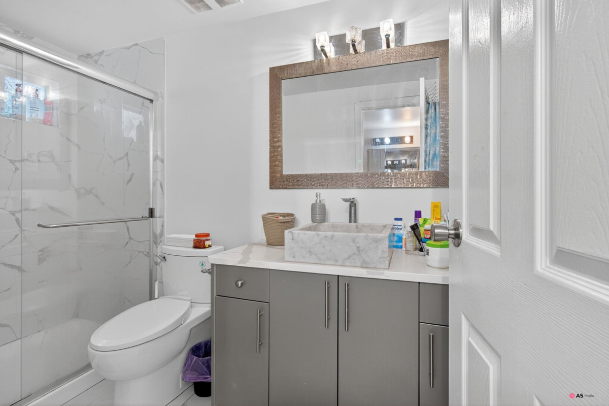 Basement Recreation Room Photo of 7363 129 Street, Surrey, BC