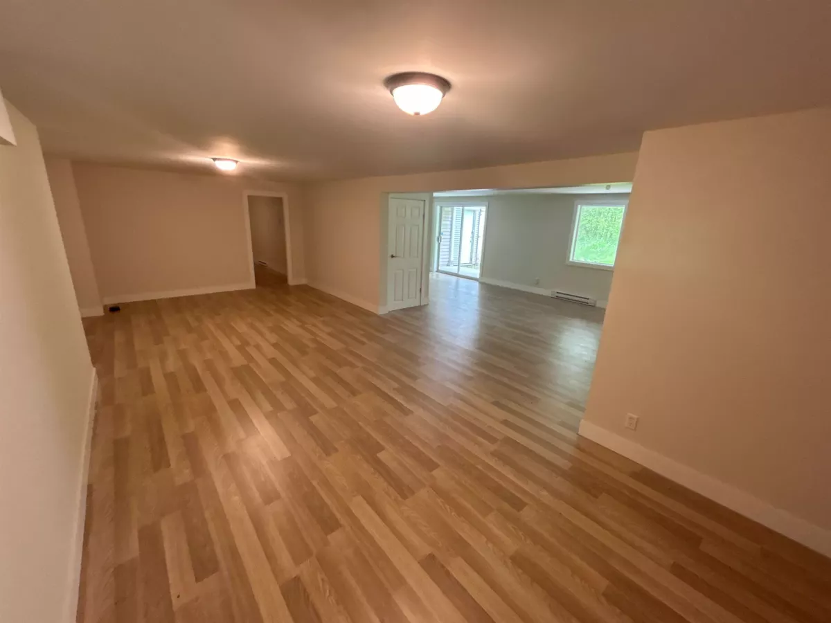 Breakfast Nook Photo of 9232 Farrington Street, Mission, BC
