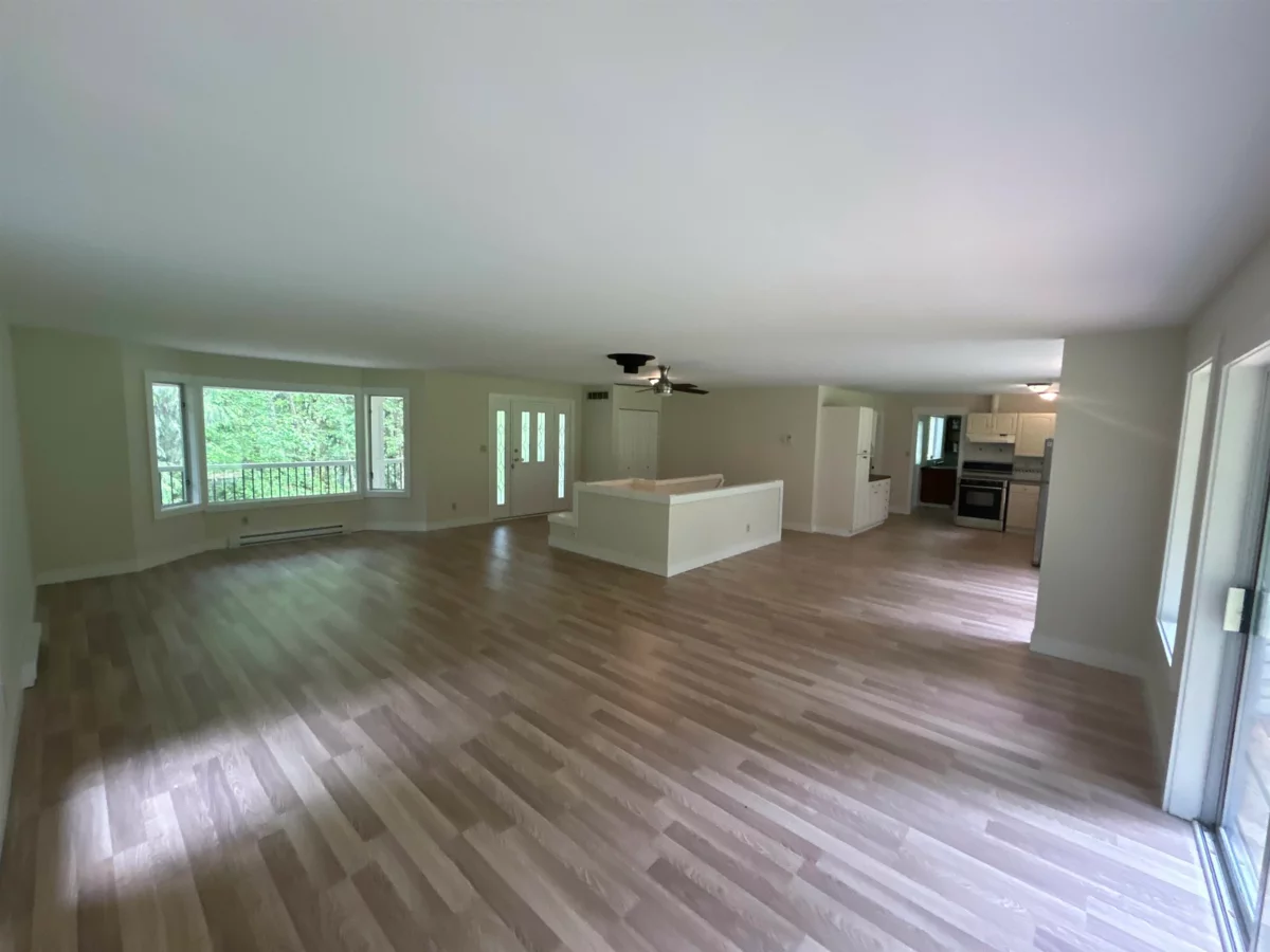 Family Room Photo of 9232 Farrington Street, Mission, BC