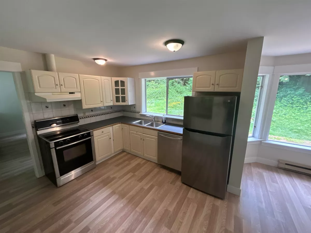 Pantry Photo of 9232 Farrington Street, Mission, BC