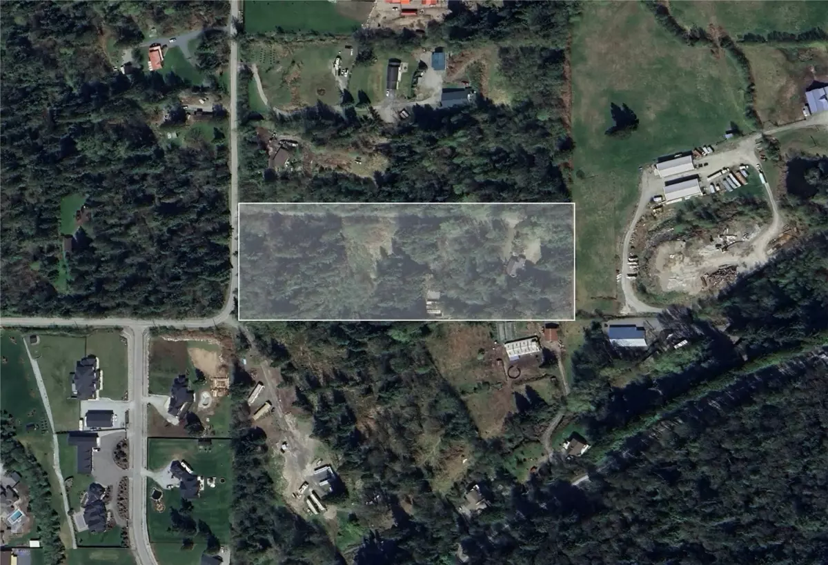 Powder Room Photo of 9232 Farrington Street, Mission, BC