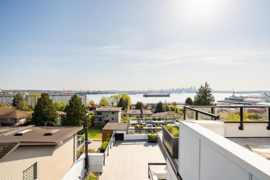 2 434 E 1st Street, North Vancouver, BC