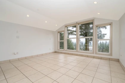 Garage Interior Photo of 2344 Lougheed Highway, Agassiz, BC