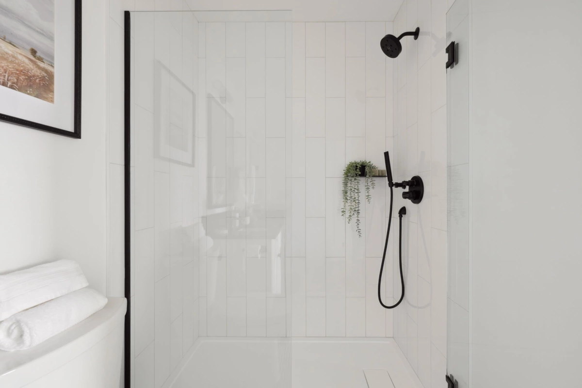 Garage Interior Photo of 2481 Beck Road, Abbotsford, BC