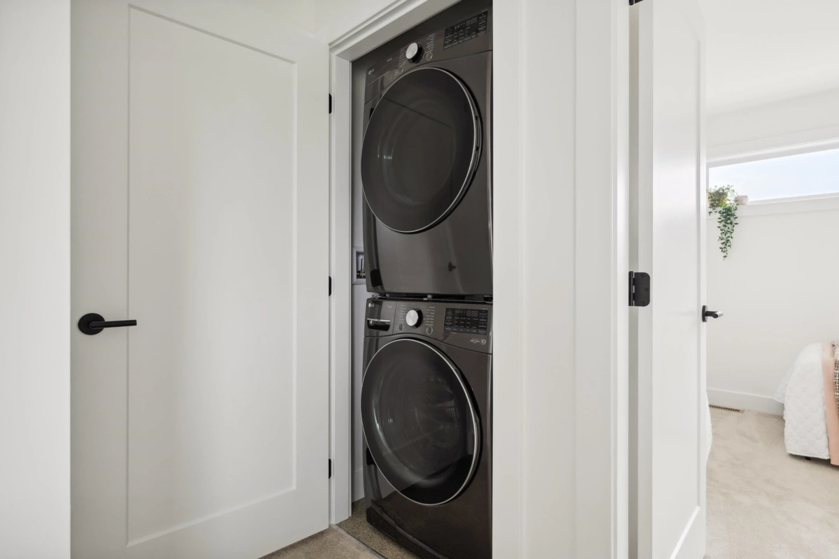 Laundry Room Photo of 2481 Beck Road, Abbotsford, BC