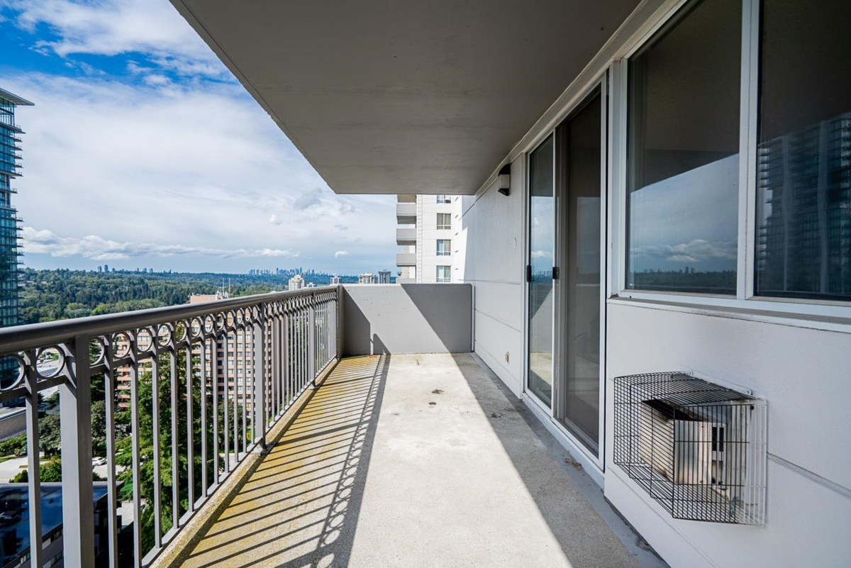 Loft / Bonus Room Photo of 1501 555 Austin Avenue, Coquitlam, BC