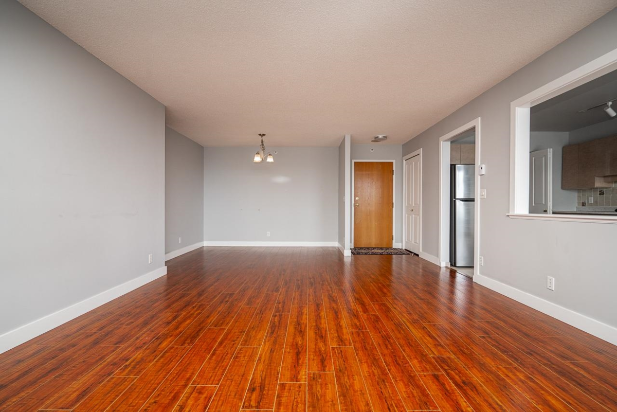 Primary Bedroom Photo of 1501 555 Austin Avenue, Coquitlam, BC