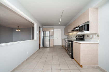 Breakfast Nook Photo of 1501 555 Austin Avenue, Coquitlam, BC