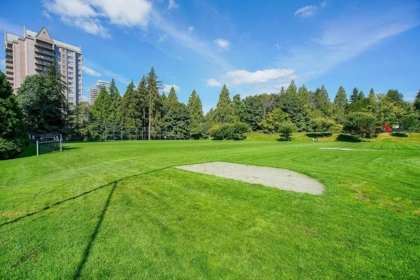Front Yard Photo of 1501 555 Austin Avenue, Coquitlam, BC