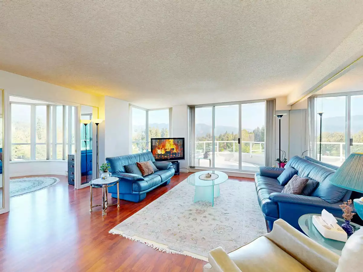 Dining Area Photo of 1005 995 Roche Point Drive, North Vancouver, BC