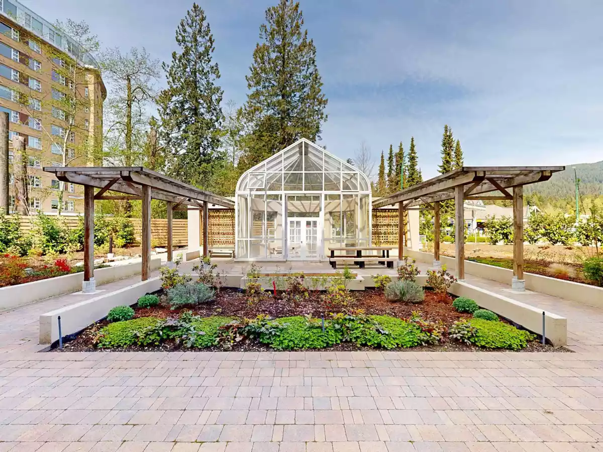 Living Room Photo of 1005 995 Roche Point Drive, North Vancouver, BC