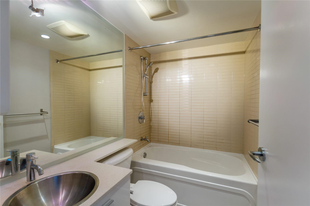 Bedroom 3 Photo of 3108 111 W Georgia Street, Vancouver, BC