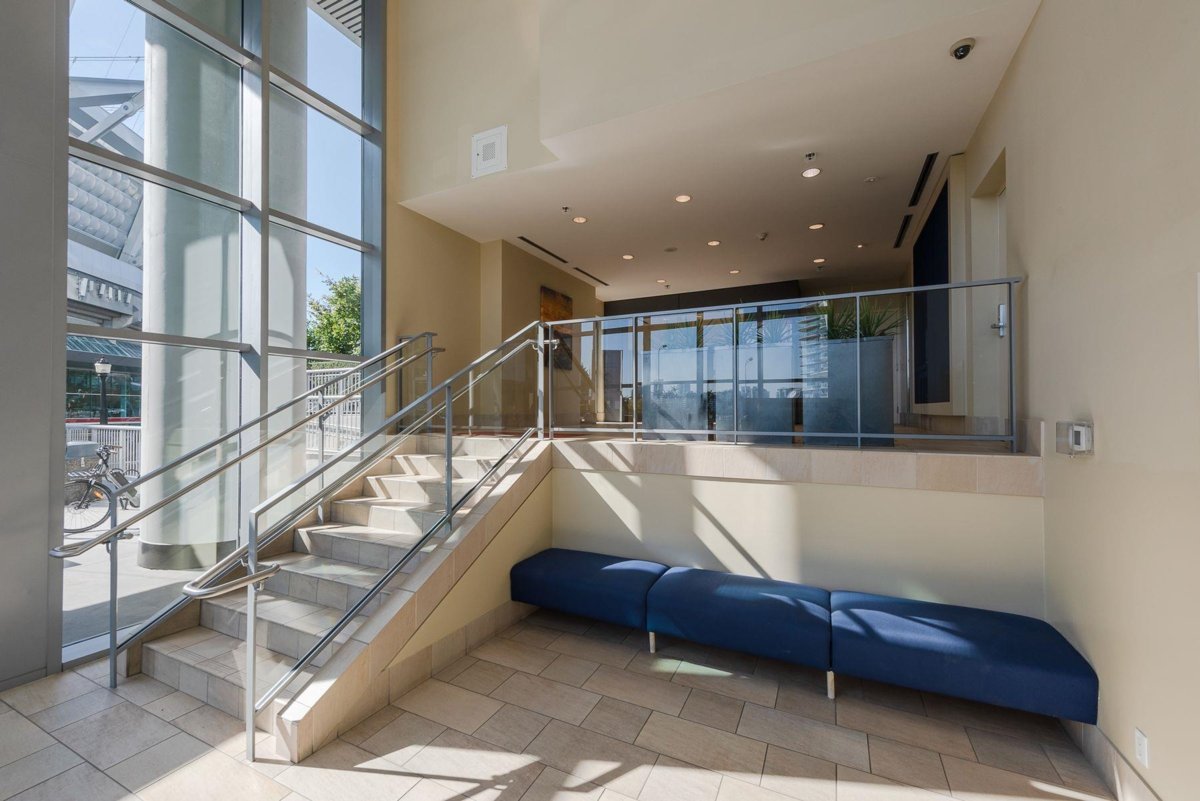 Hallway Photo of 3108 111 W Georgia Street, Vancouver, BC