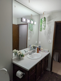 Family Room Photo of 17176 62 Avenue, Surrey, BC