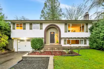 4932 205 Street, Langley, BC, Langley — Single Family Residence for sale