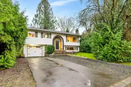 4932 205 Street, Langley, BC, Langley — Single Family Residence for sale